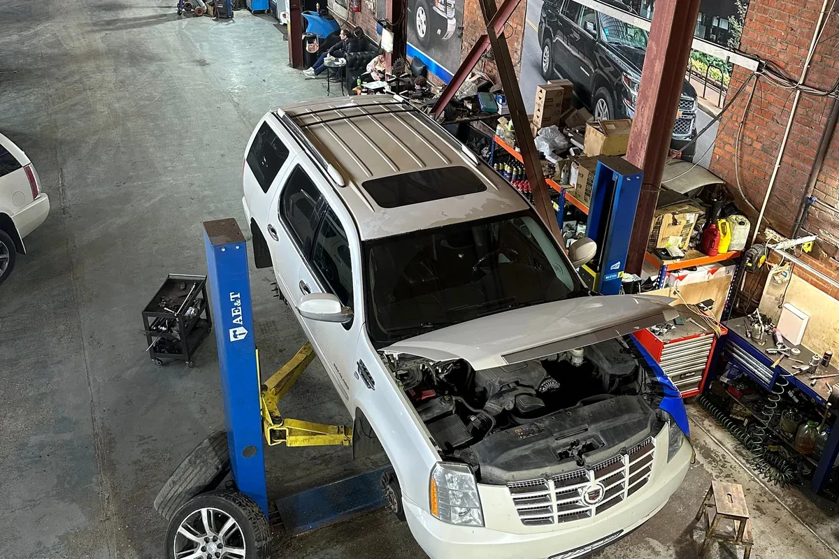 Диагностика CAN-шины Cadillac Escalade сканером в LUCKY
