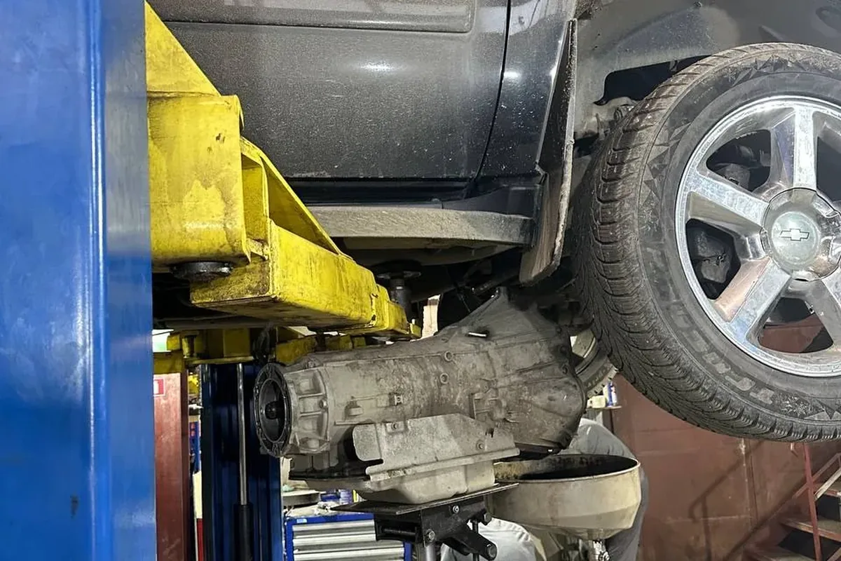Диагностика и ремонт ABS Cadillac Escalade в техцентре LUCKY